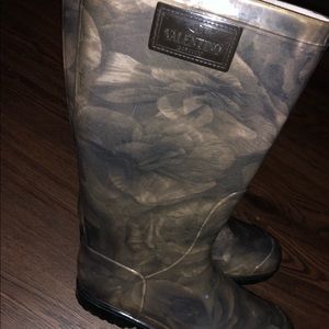 Gray Valentino Rainboots